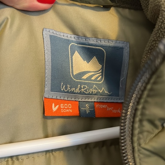 Jacket. Wind river. 600. Small. - Picture 7 of 12
